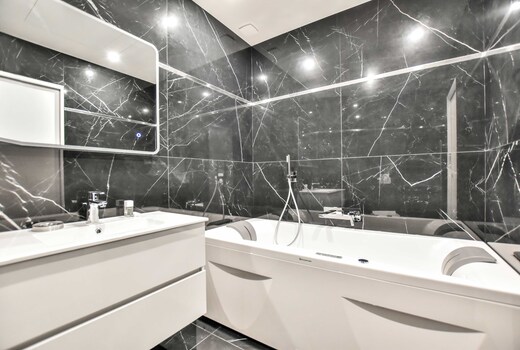 Chic studio w/ jacuzzi - 2P - Opera
