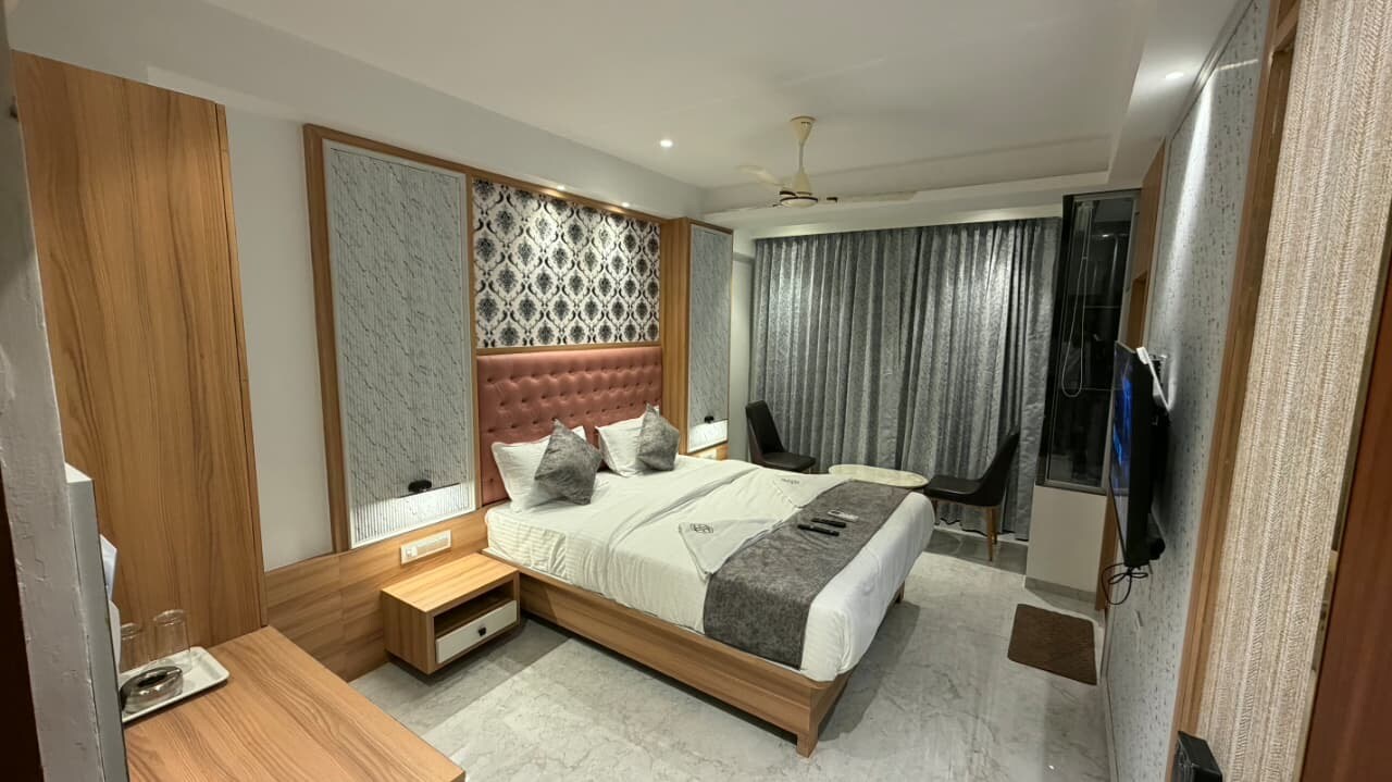 Saphire Residency