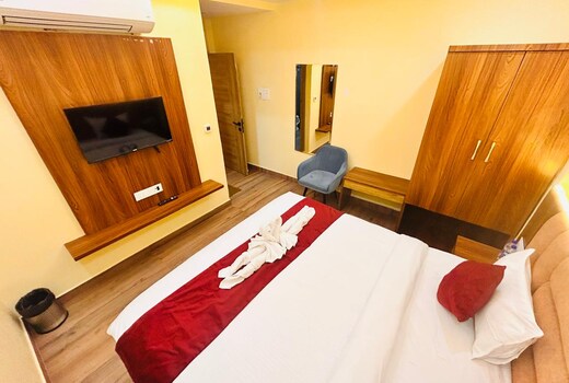 Hotel Shiv Shadhana