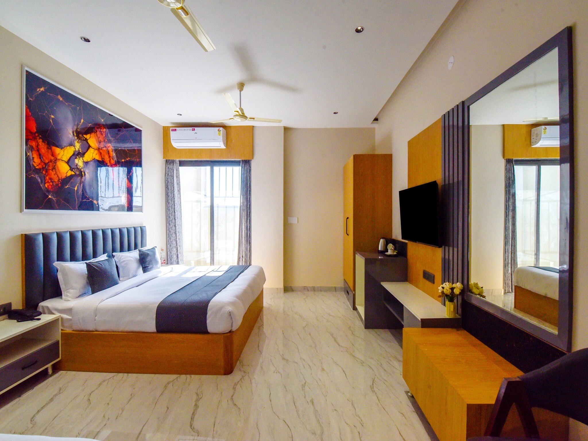 Palette Hotel Sun Royaaleby CheckIn, Udaipur