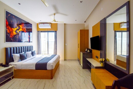 Palette Hotel Sun Royaaleby CheckIn, Udaipur