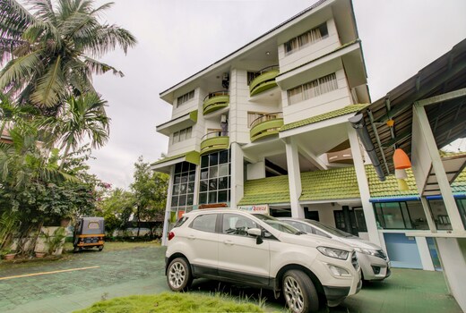 Hotel O Floatel International Beach Resort