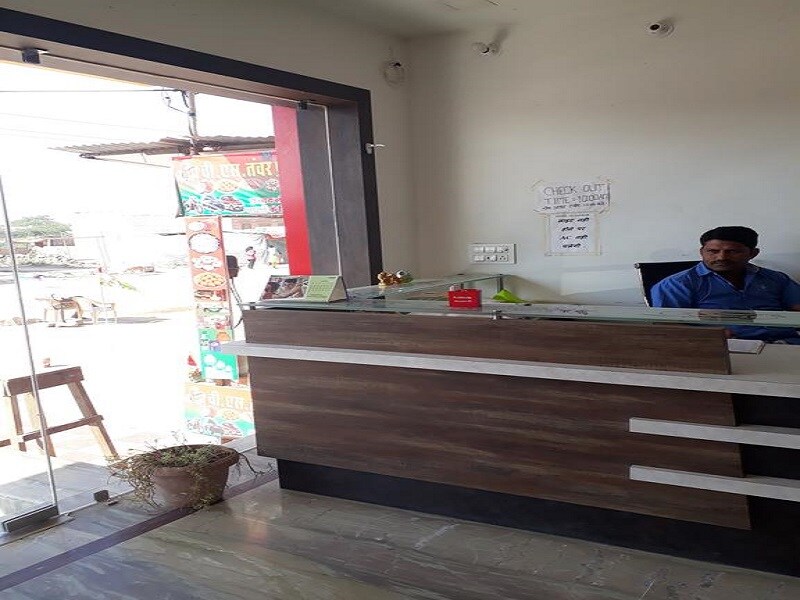 Hotel V.S. Tanwar and Guest House