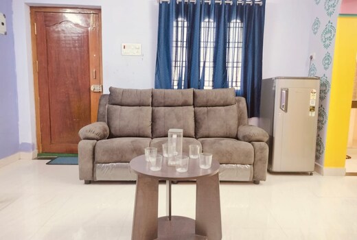 M Kumar Guest House TVM