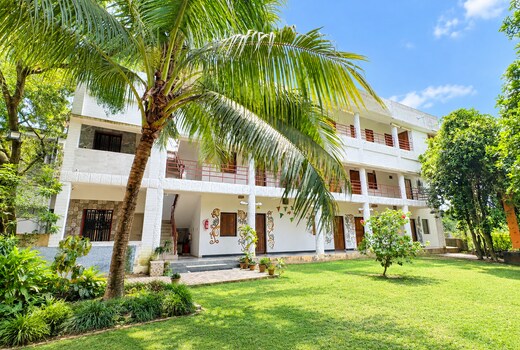 Hotel Aparajita
