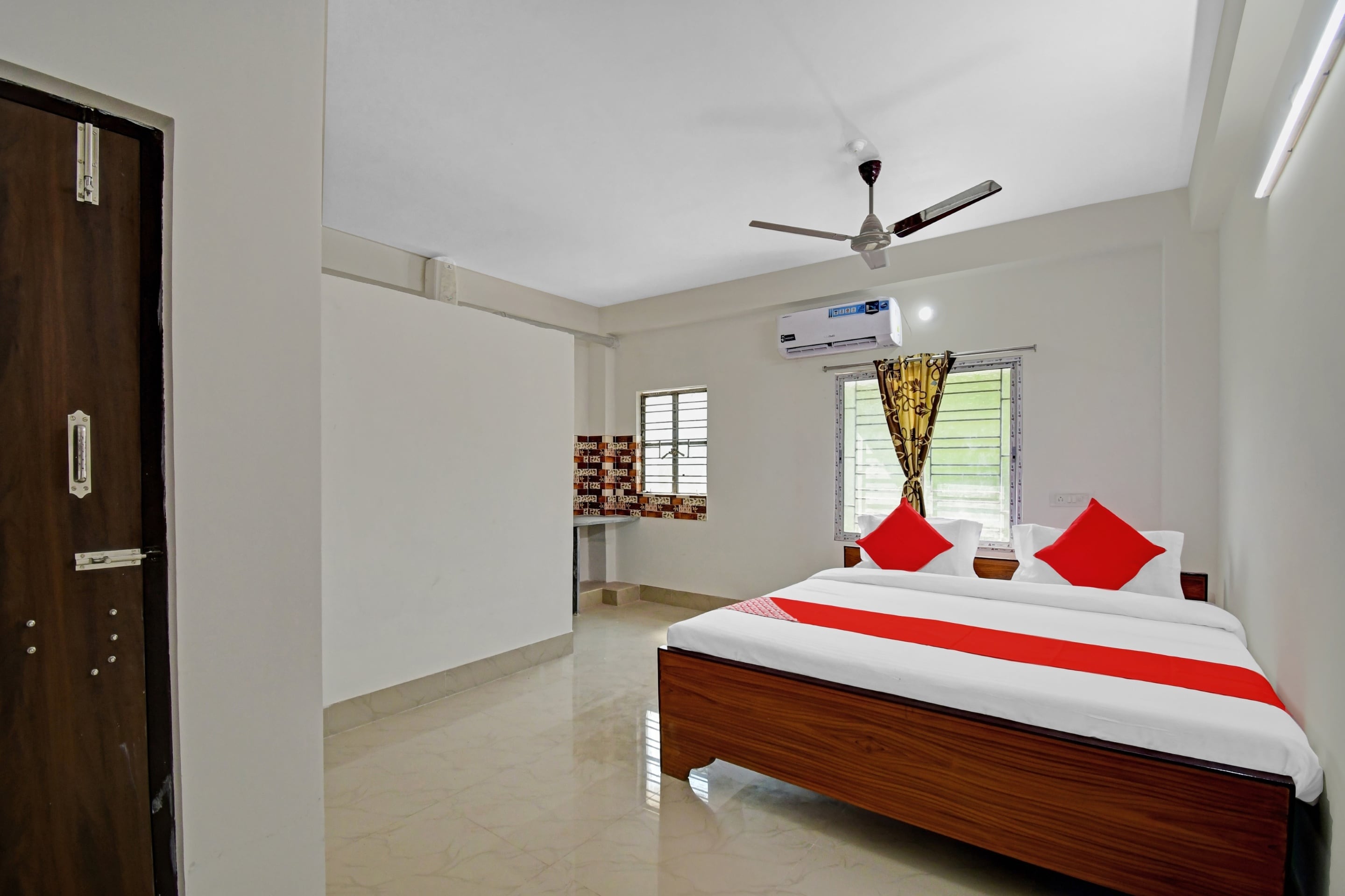 Super Hotel O Grand Eden