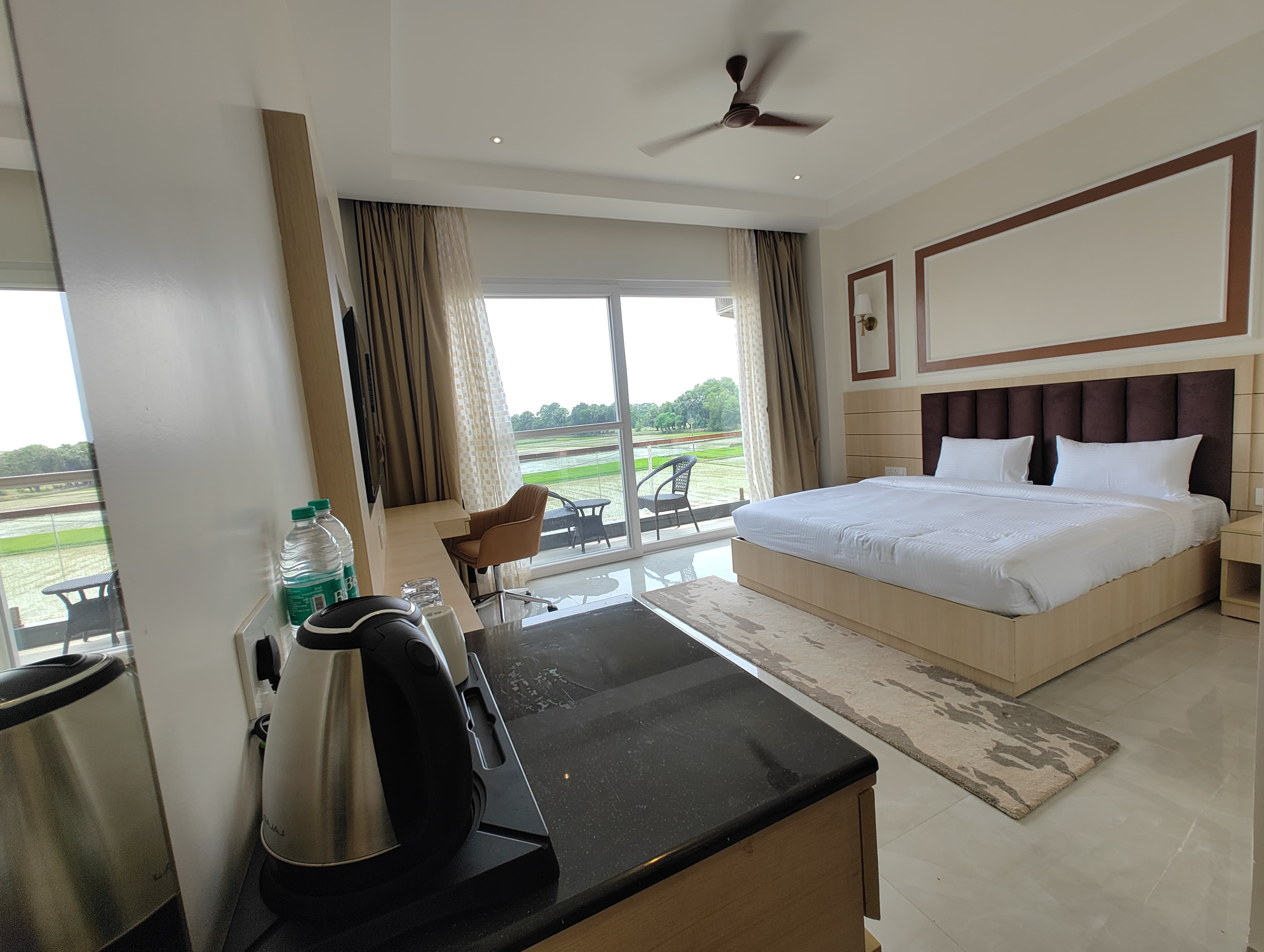 Elysium Arc Hotel & Resort
