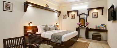 Hotel Prithvi Palace Near GZB Railway Station