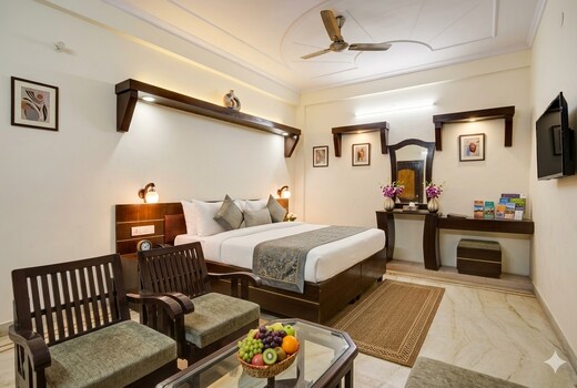 Hotel Prithvi Palace Near GZB Railway Station