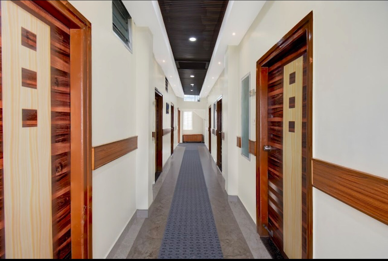 Hotel Home Town