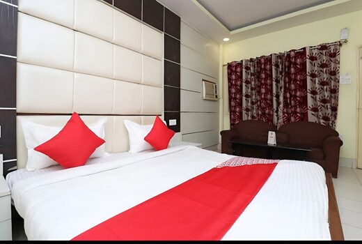 Hotel Neelkanth Lucknow