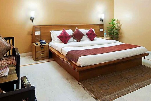 Hotel Komal Residency 2
