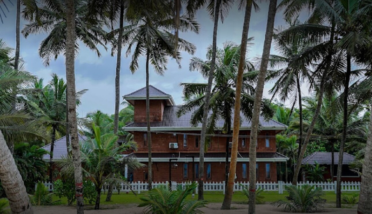 Kailani Beach Resort