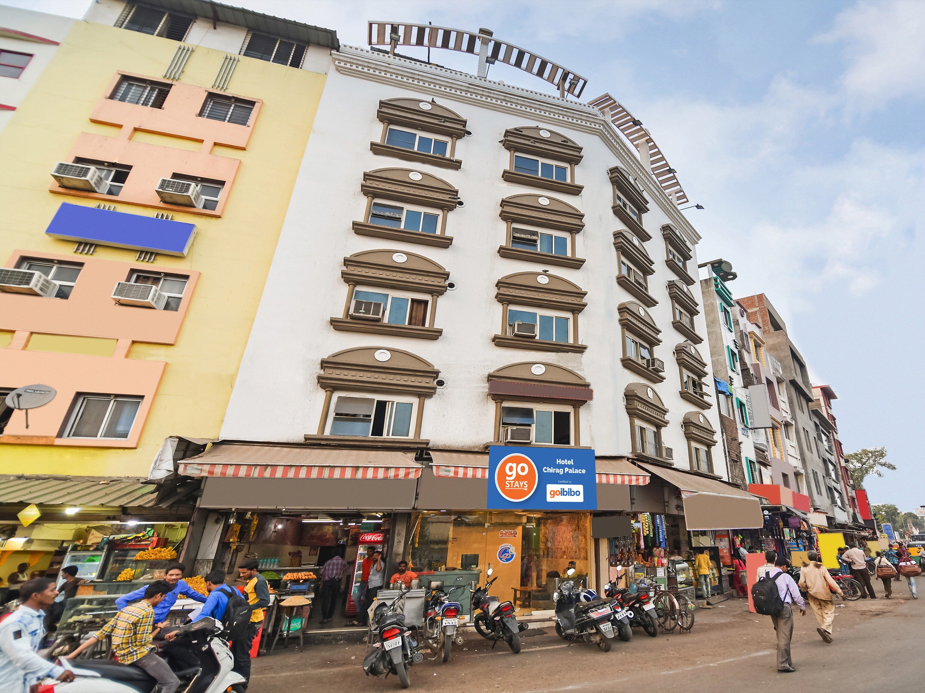 Hotel Shri Chirag Palace