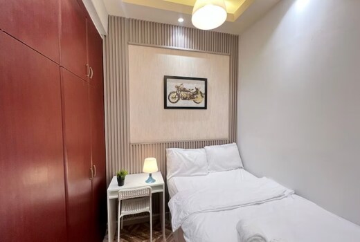 Affordable Partition Room in Tecom Near Metro