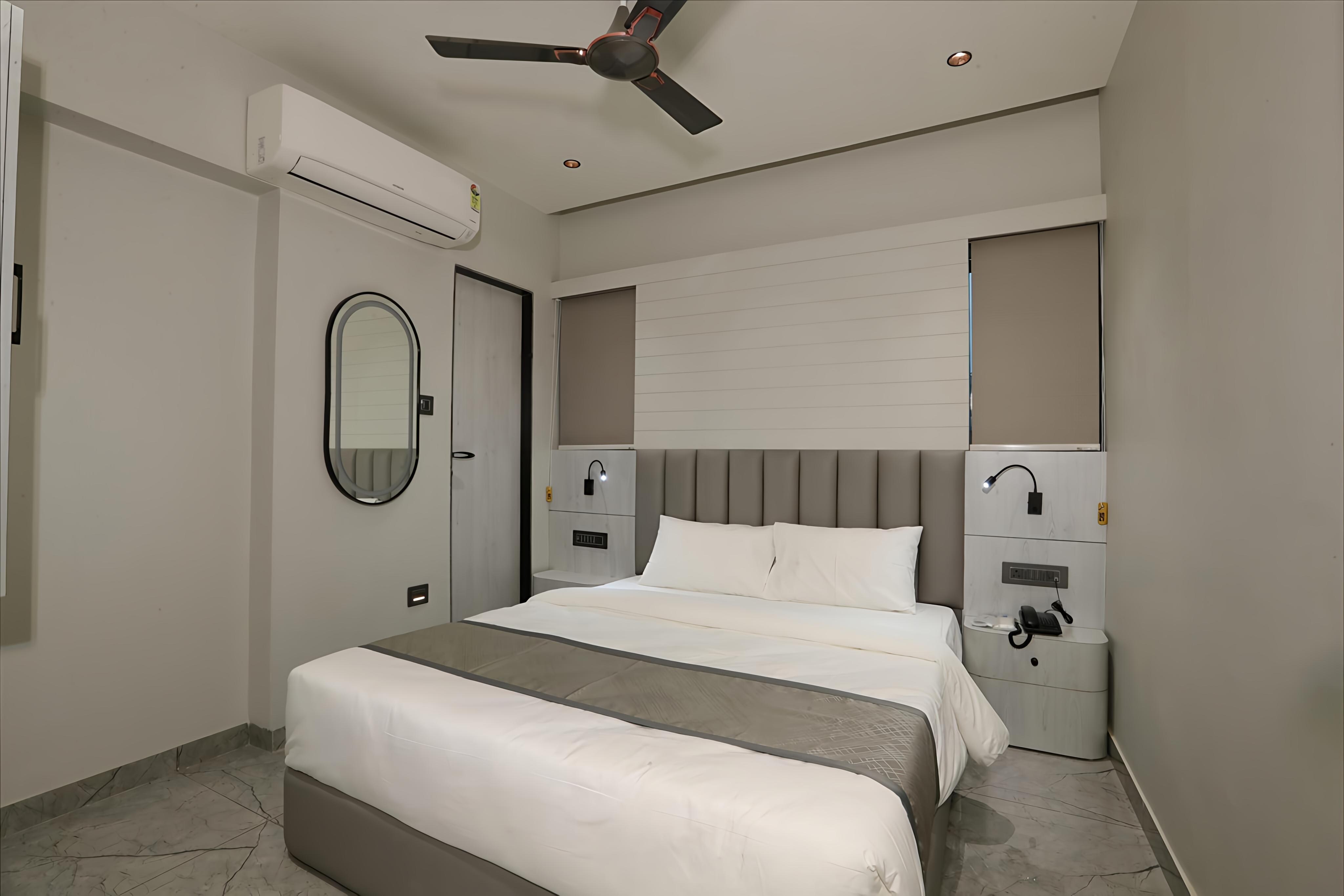 HOTEL AERO INN