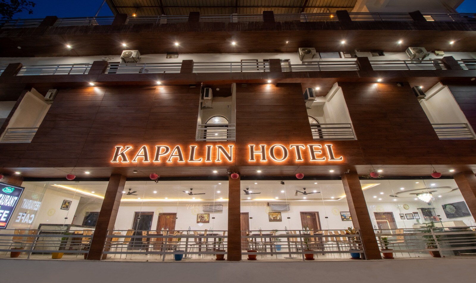 Hotel Laxmi Narayan
