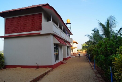 Kinara Homestay | Rooms & Restaurant