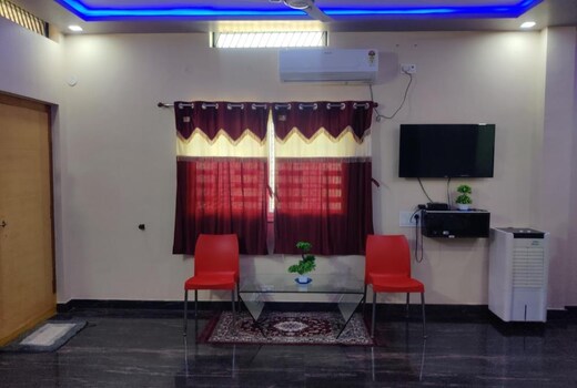 Samrat Home Stay