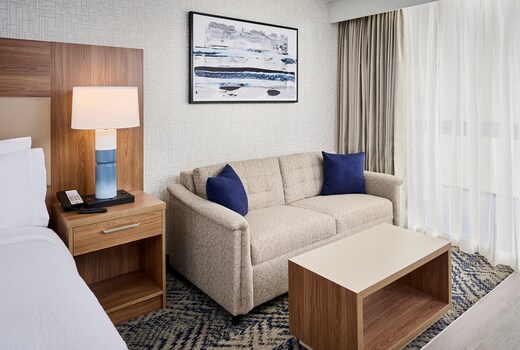 Candlewood Suites BURLINGTON CONFERENCE CENTRE