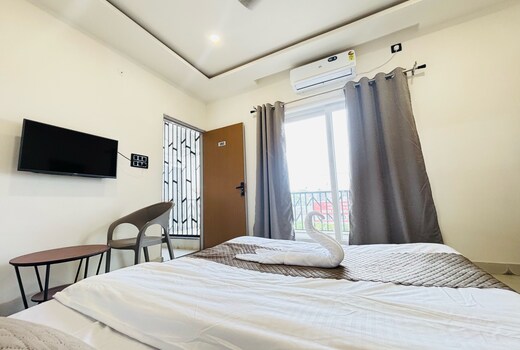 Hotel O White lotus hotel