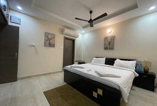 Diva Stays - Pent house 1