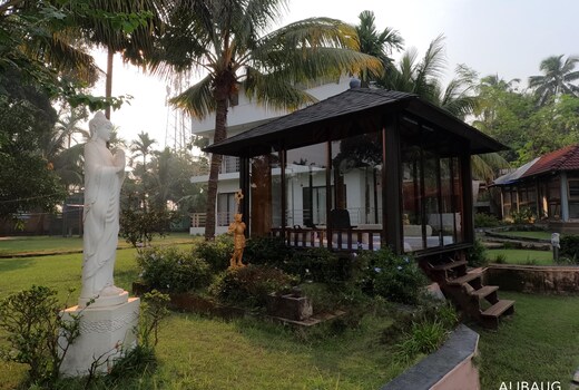 Bougainville 7BHK with pool