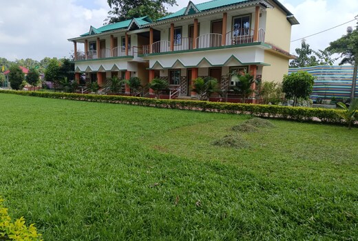 CHILAPATA TENT HOUSE