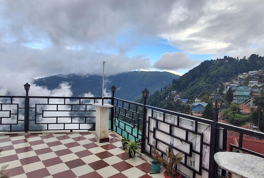 HOTEL KUMUD RESIDENCY