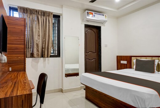 Hotel O Sathvik Executive