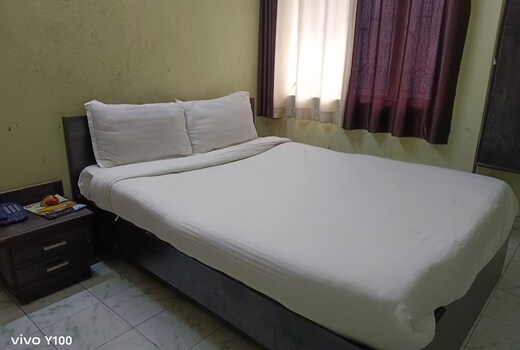 Hotel Kuber Dhn