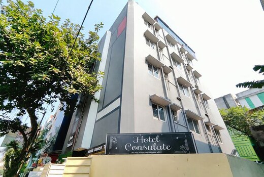 Hotel Consulate