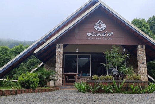 AROHA'S ECO HILL RESORT