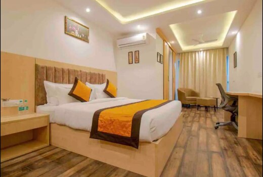 Prime Location Service Apartment