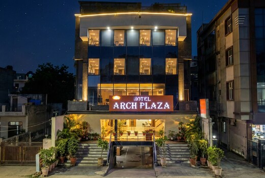 Hotel Arch Plaza - Near Yashobhoomi Dwarka