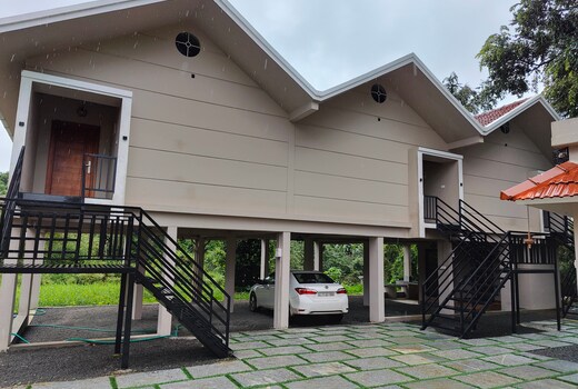 Lovedale Riverside Holiday Villas