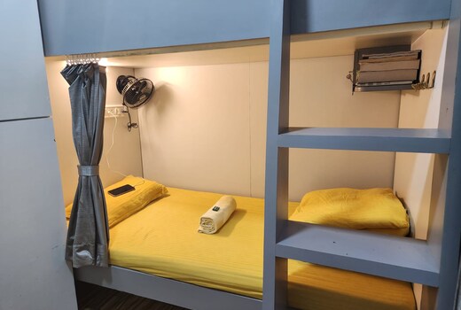SLEEPING MONKS HOSTEL