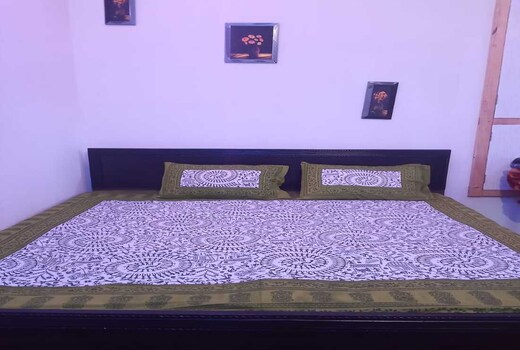 Evergreen Home Stay