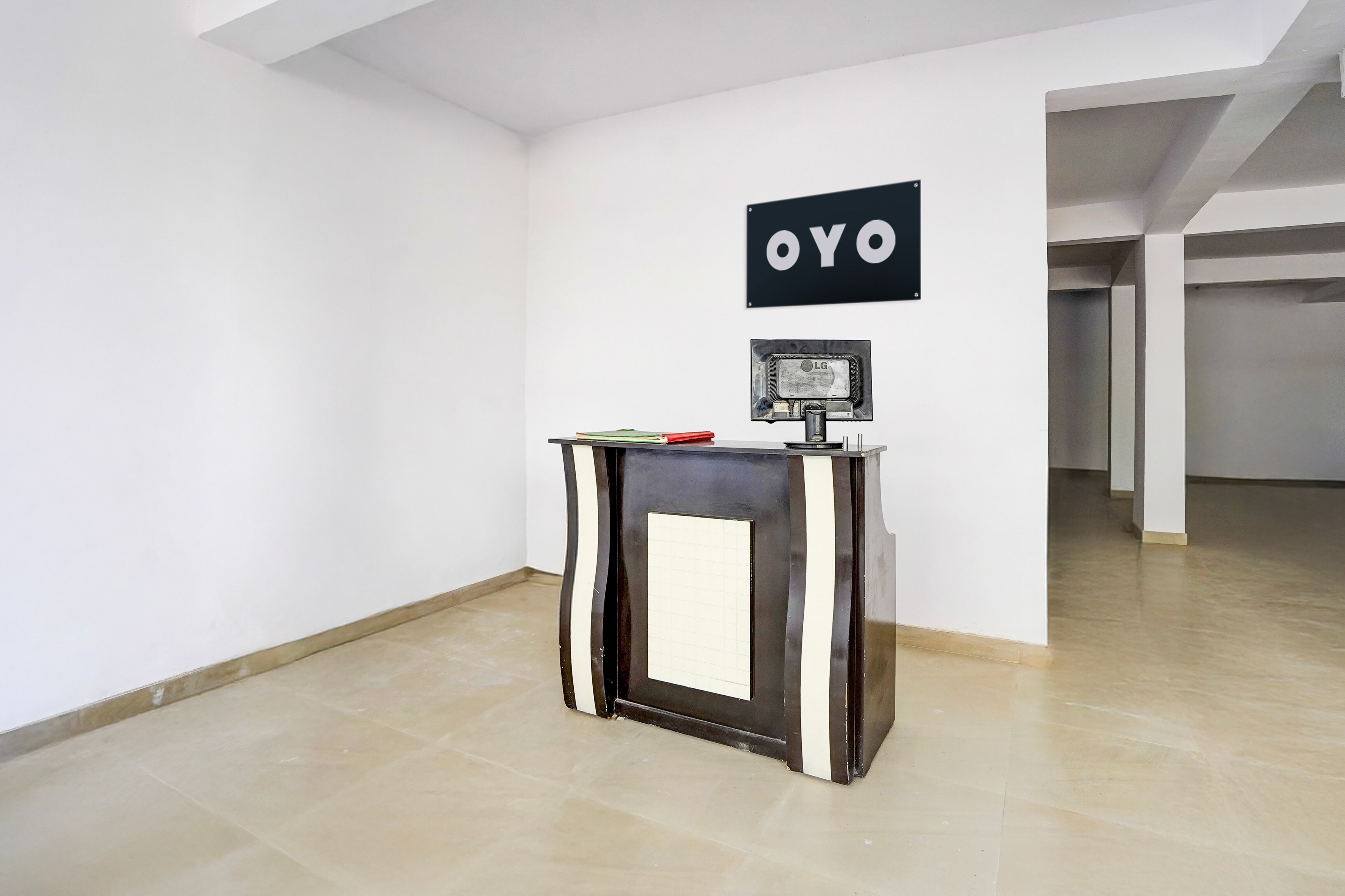 Hotel O Aagman place