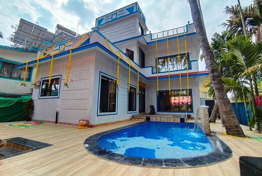 Royal Farm Villa 4 BHK