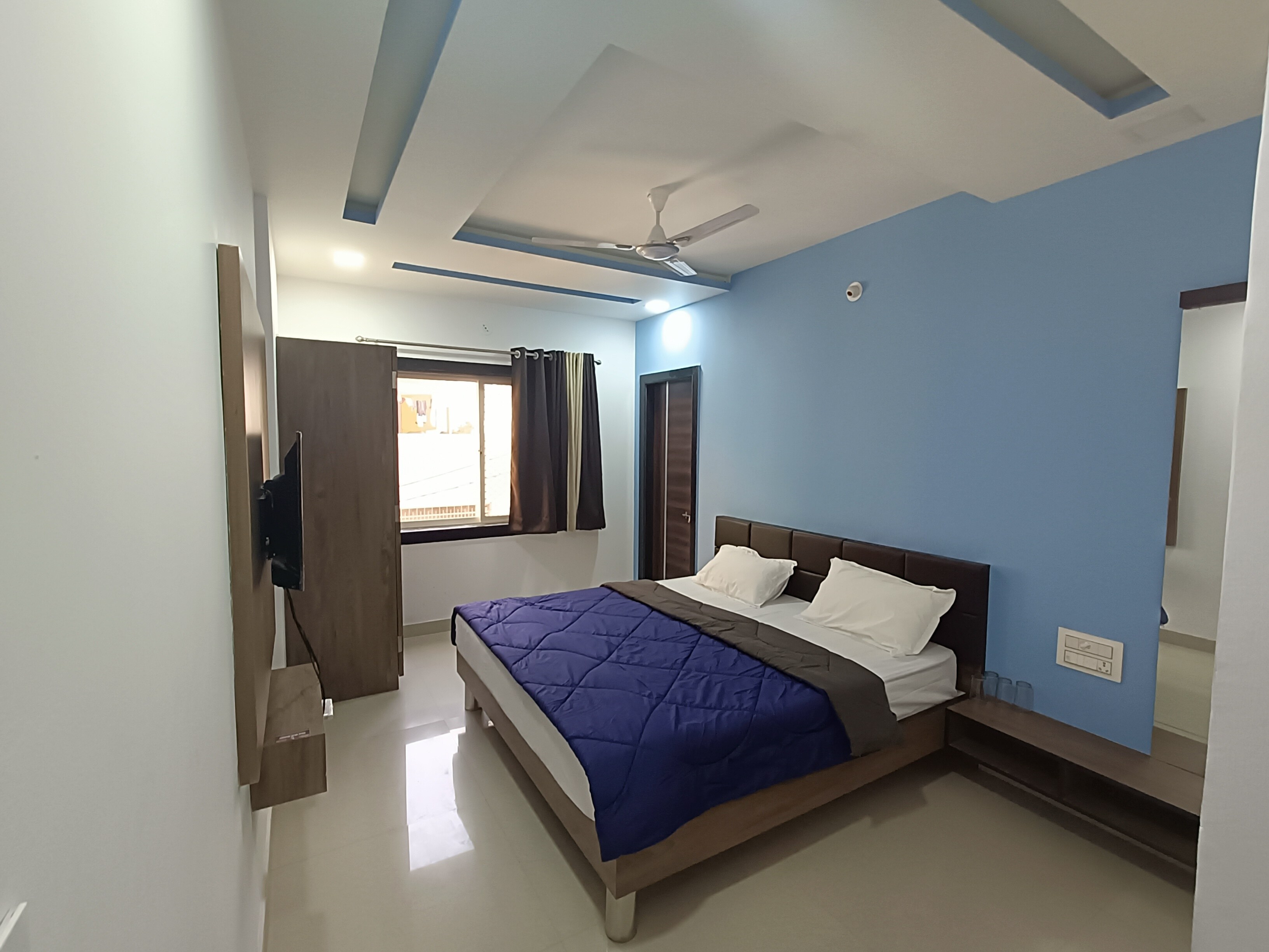 HOTEL SHREEJI SHIVALAY