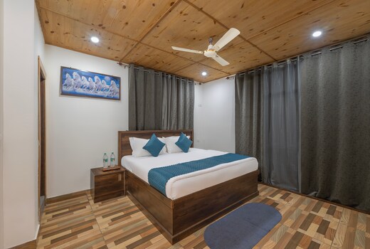 Luxury 2 BHK Hideaway with Stunning Views in Kasauli