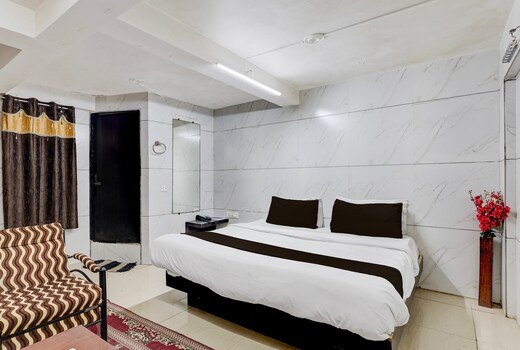 Hotel O Vatsalya