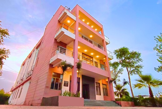 Maharana Palace Resort