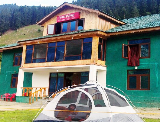 Shahijahan Hotel & Restaurant