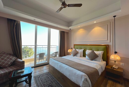 Peaks And Pines Resort
