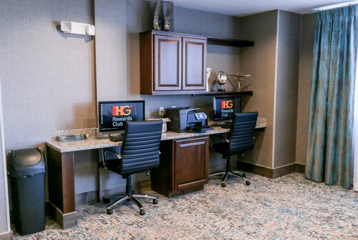 Holiday Inn Hotel & Suites DENVER TECH CENTER-CENTENNIAL
