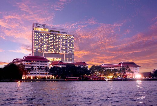 Anantara Riverside Bangkok Resort