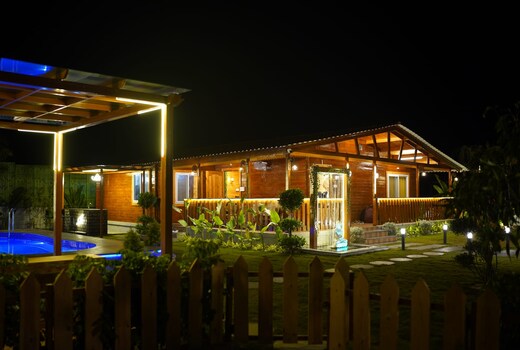 La Cabana The Wooden Cottage with Private Pool