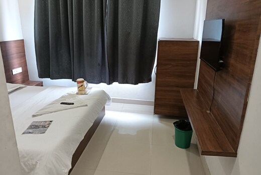 Hotel vasudev inn